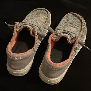 Wendy sox hey dudes pink peacock sz 6